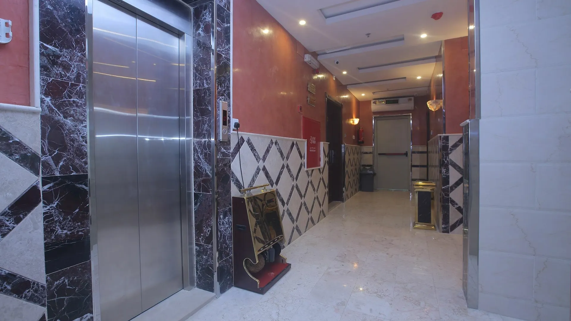جدة ( City Center Plaza ) وسط المدينه للوحدات السكنيه المفروشه